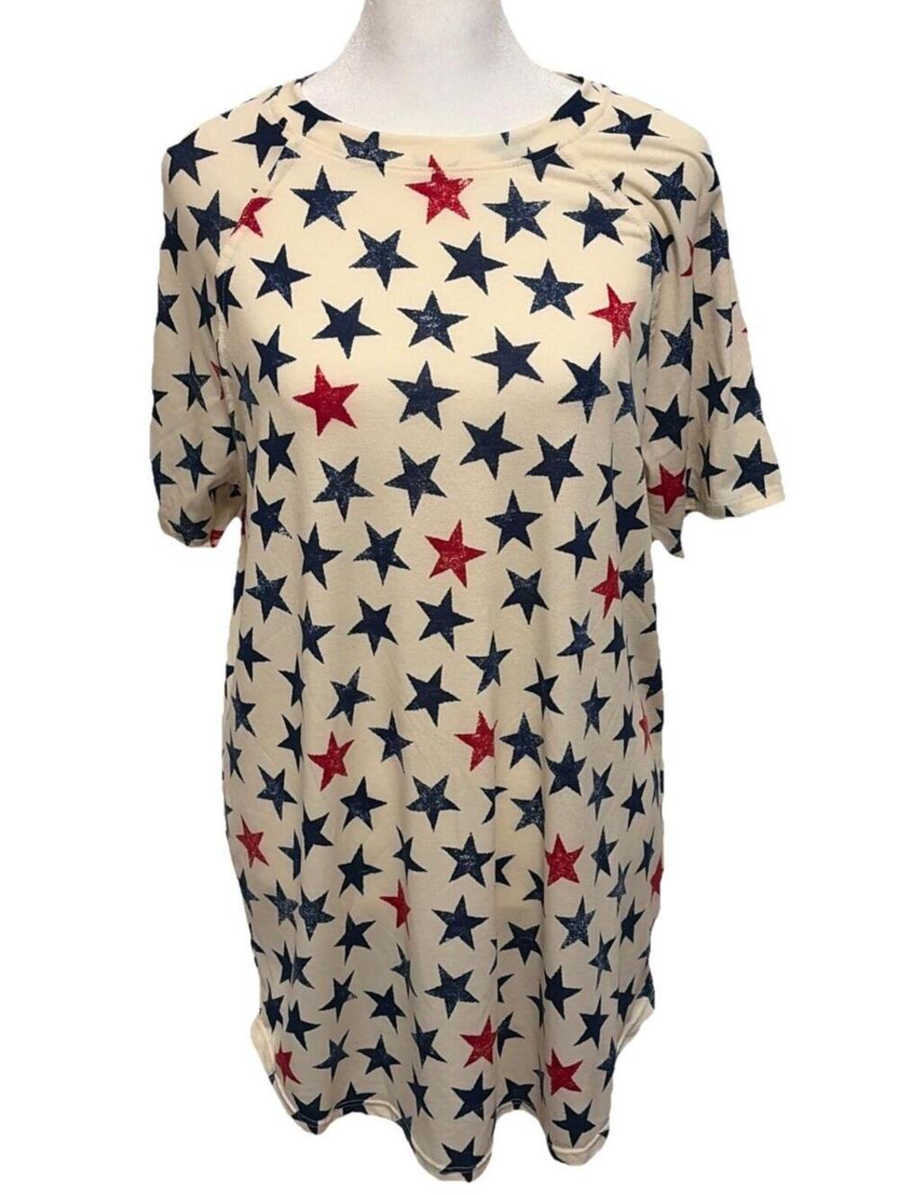 NWT LuLaRoe Small Cream Axel Top W/ Red & Blue Distressed Stars Print Size 6-8